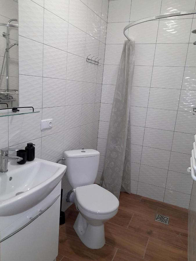 Sowinka Villa Lutowiska Buitenkant foto
