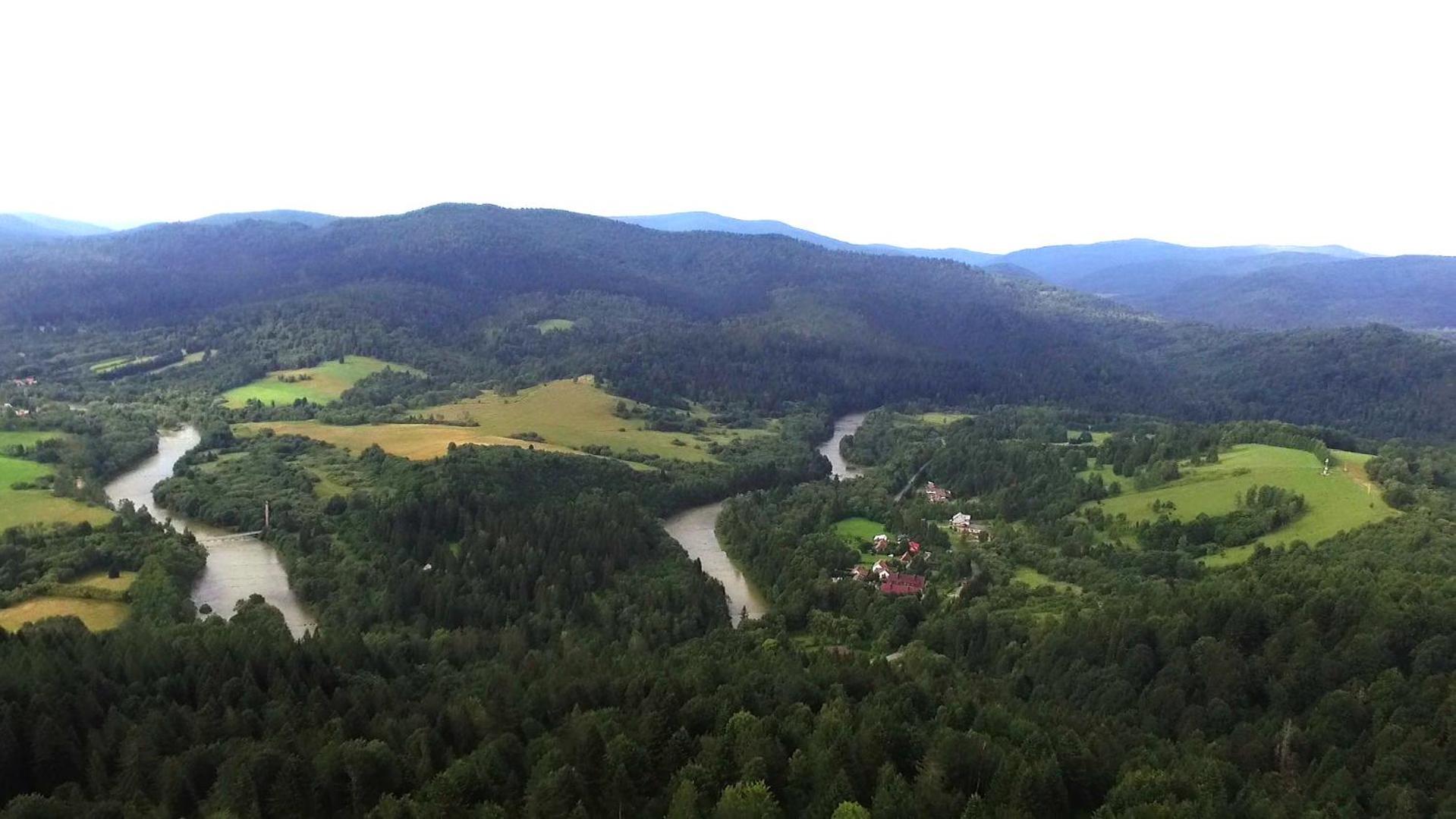 Sowinka Villa Lutowiska Buitenkant foto